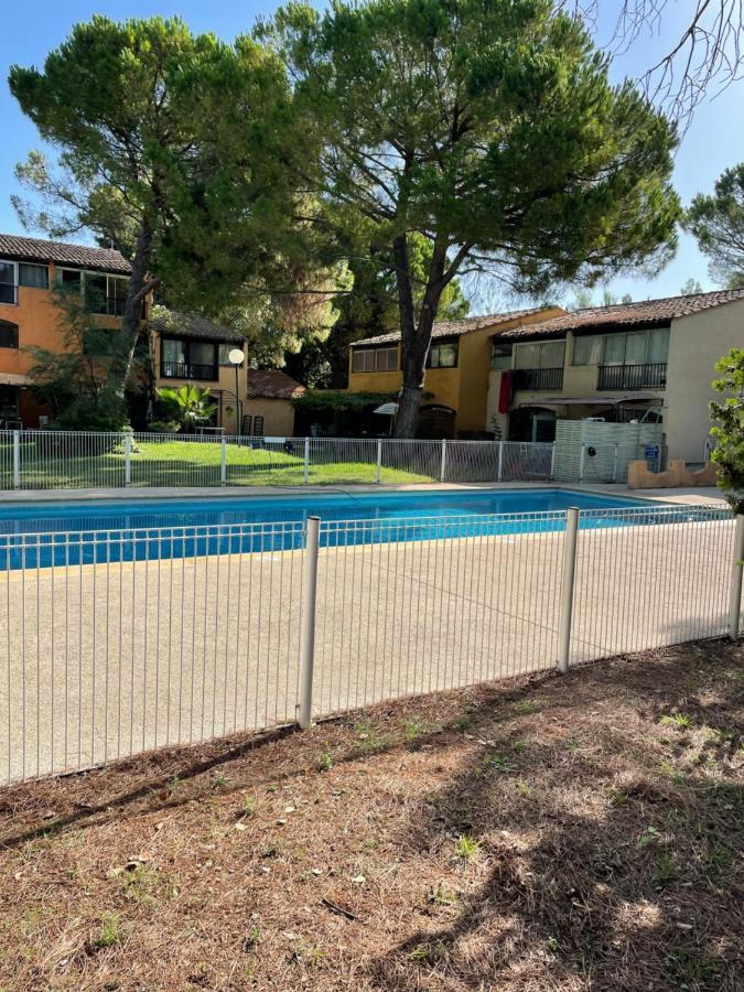 Appartement Les Hameaux Arles Kültér fotó